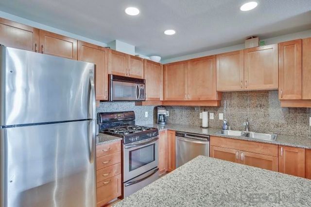 1240 India 1003, San Diego, CA 92101