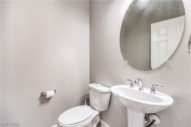 6042 Crown Palms Avenue, Las Vegas, NV 89139