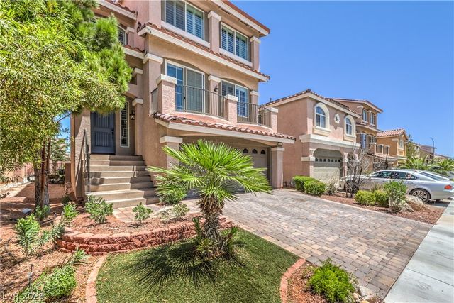 6042 Crown Palms Avenue, Las Vegas, NV 89139