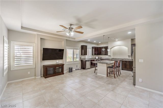 6042 Crown Palms Avenue, Las Vegas, NV 89139