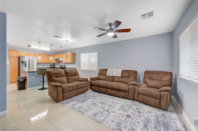 10335 Midseason Mist Street, Las Vegas, NV 89183