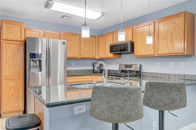 10335 Midseason Mist Street, Las Vegas, NV 89183