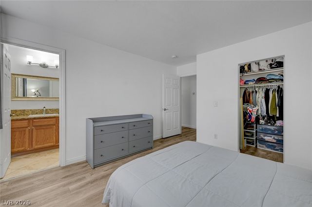 10335 Midseason Mist Street, Las Vegas, NV 89183