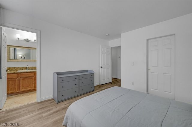 10335 Midseason Mist Street, Las Vegas, NV 89183