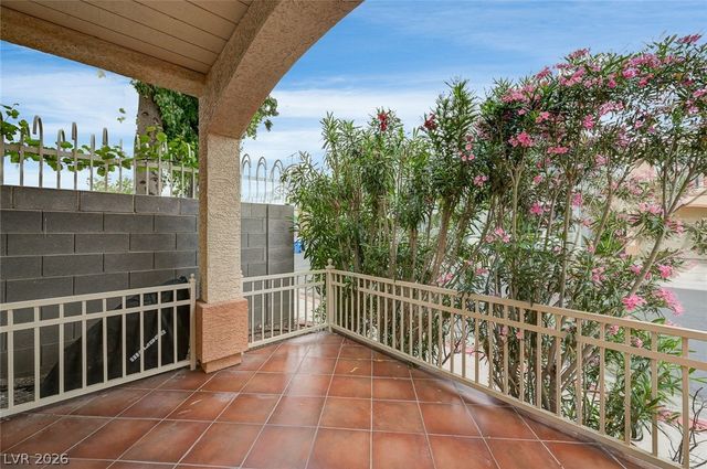 10335 Midseason Mist Street, Las Vegas, NV 89183