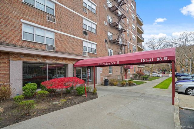 151-31 88th Street 1B, Howard Beach, NY 11414