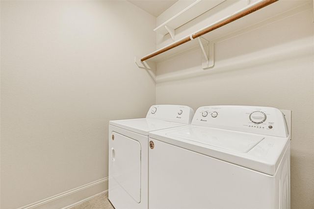 5206 Washington Avenue, Houston, TX 77007