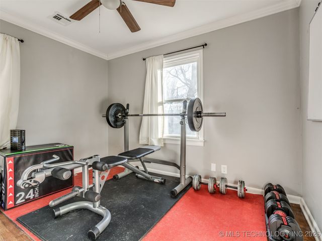 5926 E Newton Place, Tulsa, OK 74115