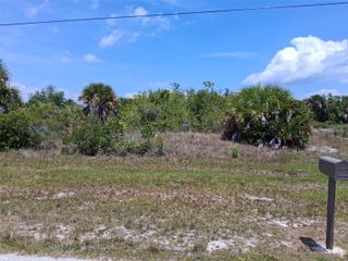 10166 KINGSVILLE DRIVE, Port Charlotte, FL 33981