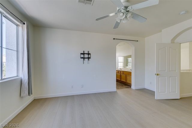 972 Paisley Street, Las Vegas, NV 89145