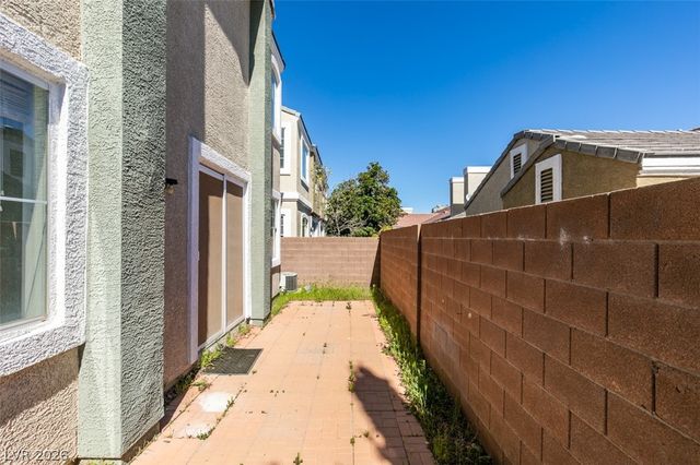 972 Paisley Street, Las Vegas, NV 89145