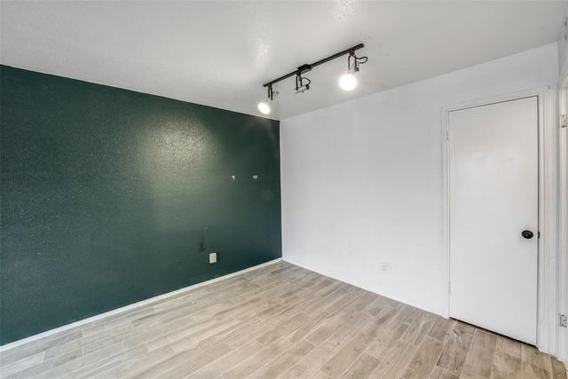 4643 Wild Indigo Street 414, Houston, TX 77027