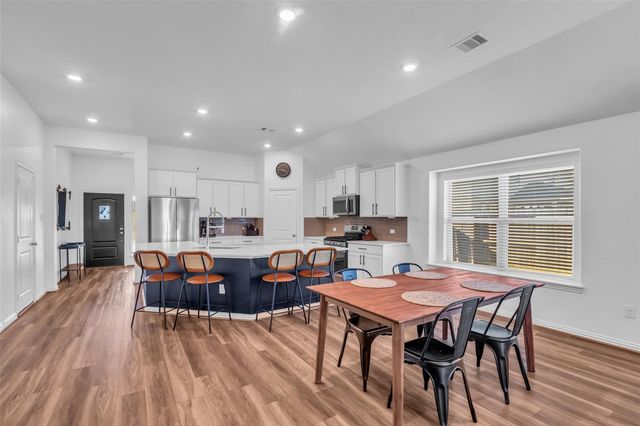 15315 Lake Front Drive, Baytown, TX 77523