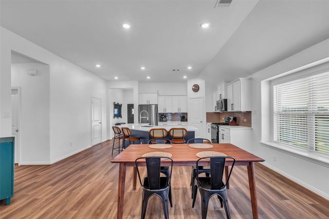 15315 Lake Front Drive, Baytown, TX 77523