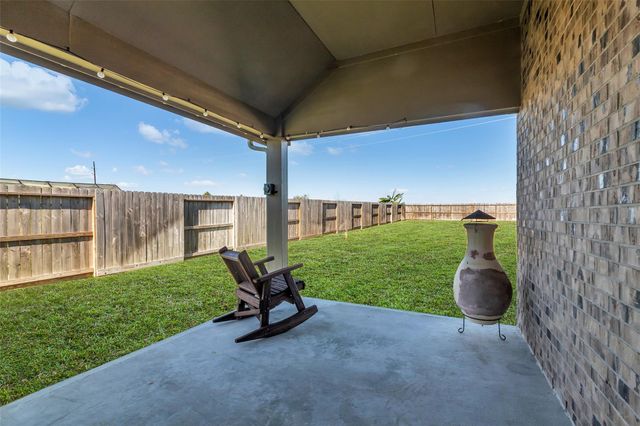 15315 Lake Front Drive, Baytown, TX 77523