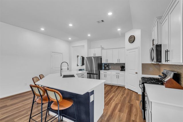 15315 Lake Front Drive, Baytown, TX 77523