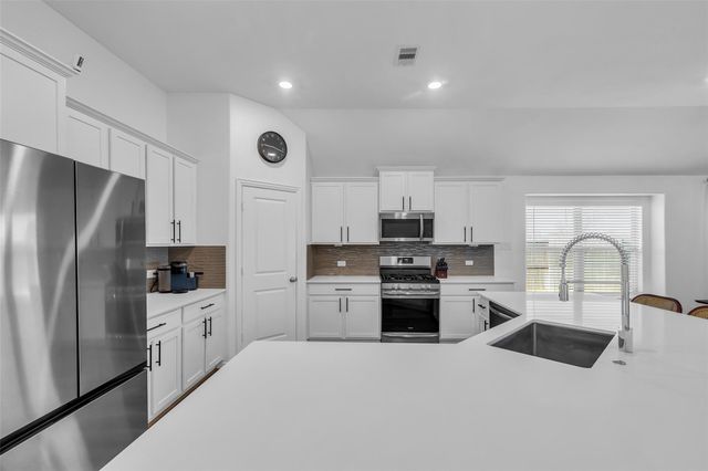 15315 Lake Front Drive, Baytown, TX 77523