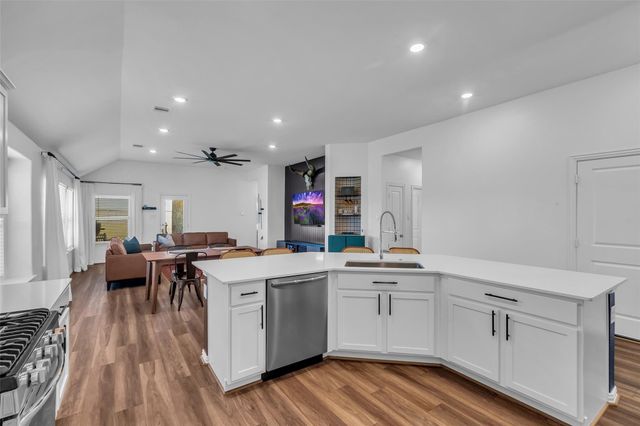 15315 Lake Front Drive, Baytown, TX 77523