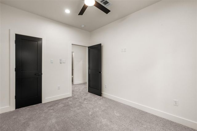7901 Grandview Street B, Houston, TX 77051