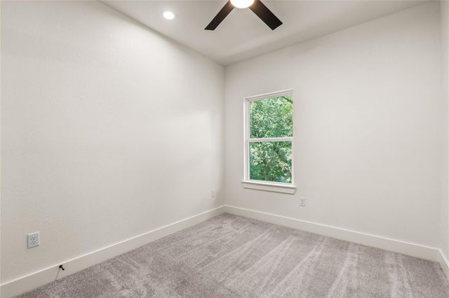 7901 Grandview Street B, Houston, TX 77051