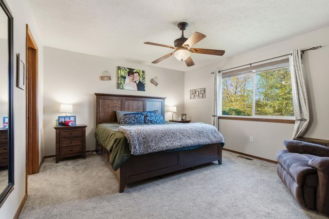 1002 W Highpeak Dr, Spokane, WA 99224