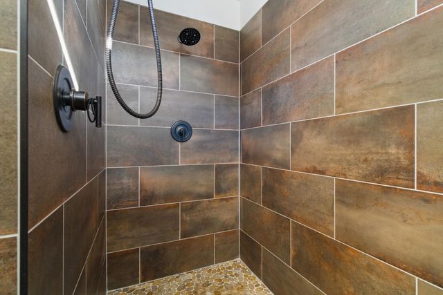 1002 W Highpeak Dr, Spokane, WA 99224