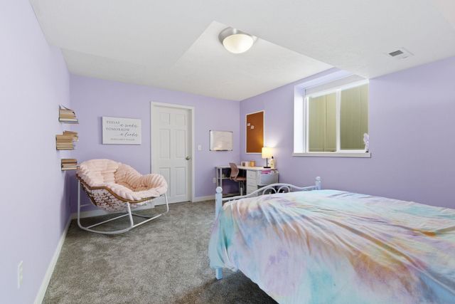 1002 W Highpeak Dr, Spokane, WA 99224