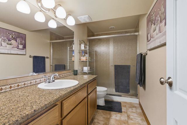 1002 W Highpeak Dr, Spokane, WA 99224