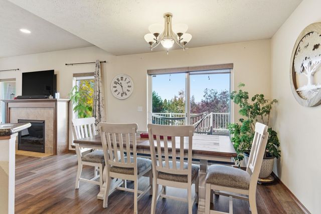 1002 W Highpeak Dr, Spokane, WA 99224