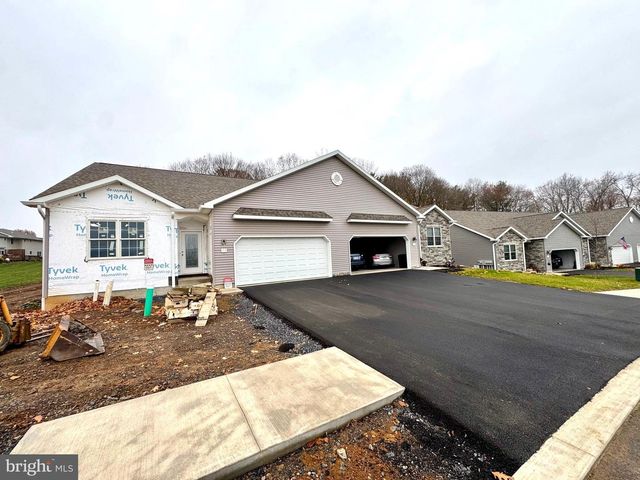 113 BILBERRY CIR, Bellefonte, PA 16823