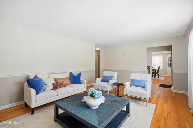 32 Brookwood Drive, Colonie, NY 12110