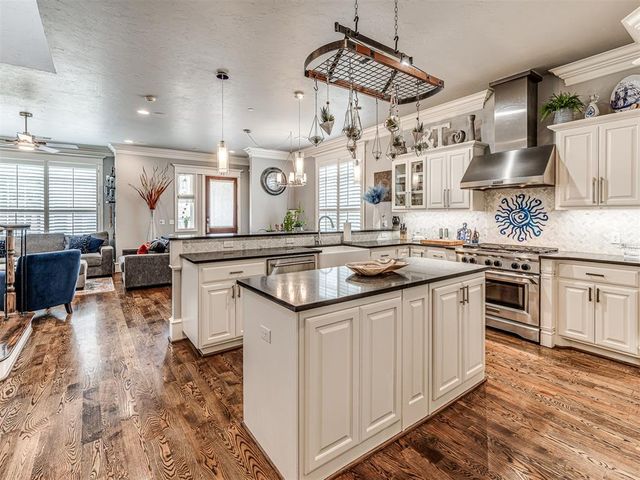 411 NE 1st Terrace, Oklahoma City, OK 73104