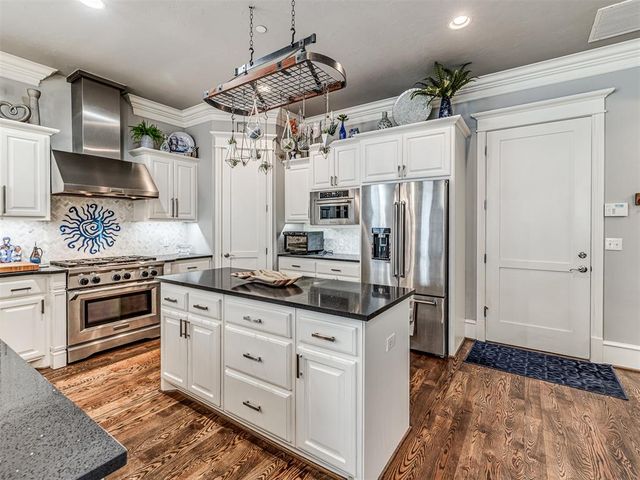 411 NE 1st Terrace, Oklahoma City, OK 73104