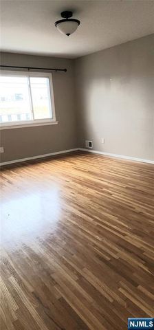 629 Sussex Street, Harrison, NJ 07029
