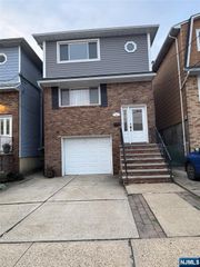 629 Sussex Street, Harrison, NJ 07029