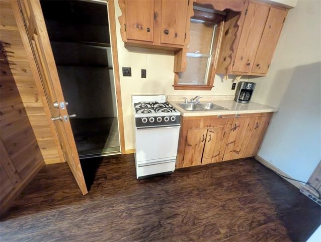 57 NC 2900, Marble Falls, AR 72648