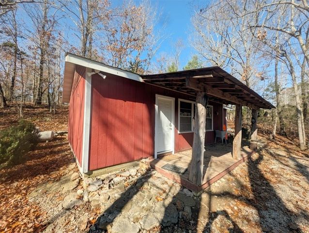 57 NC 2900, Marble Falls, AR 72648