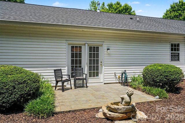 9330 Duckhorn Drive, Charlotte, NC 28277