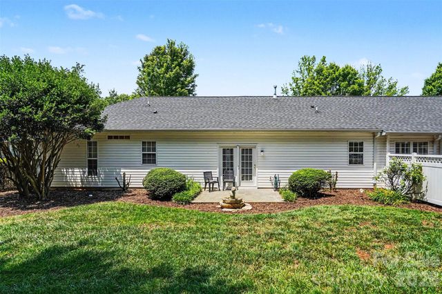 9330 Duckhorn Drive, Charlotte, NC 28277