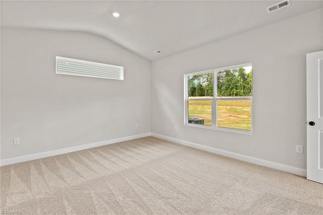 220 Macintosh Drive, King, NC 27021