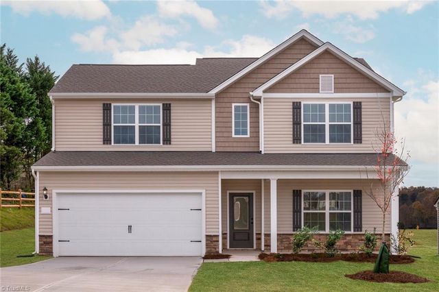 220 Macintosh Drive, King, NC 27021