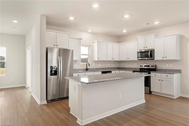 220 Macintosh Drive, King, NC 27021
