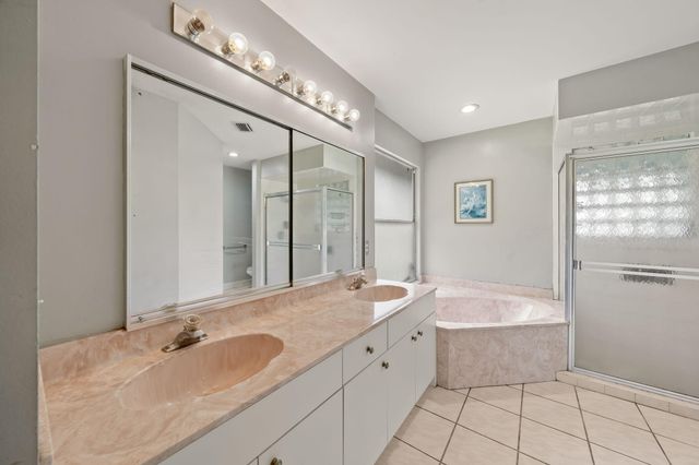 117 Hemingway Court, Royal Palm Beach, FL 33411