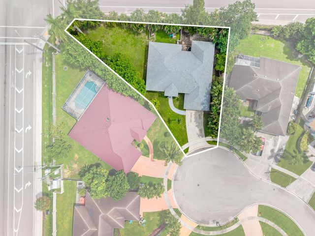 117 Hemingway Court, Royal Palm Beach, FL 33411