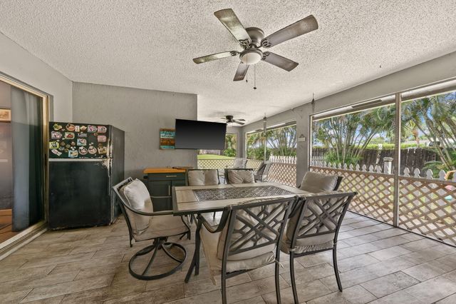 117 Hemingway Court, Royal Palm Beach, FL 33411