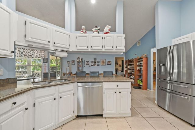 117 Hemingway Court, Royal Palm Beach, FL 33411