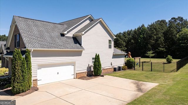 3095 Whitlow Ridge Drive, Bishop, GA 30621