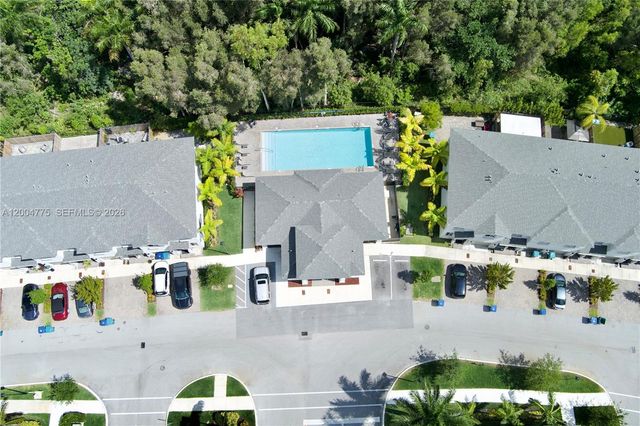 1088 NW 208th Ter, Miami Gardens, FL 33169