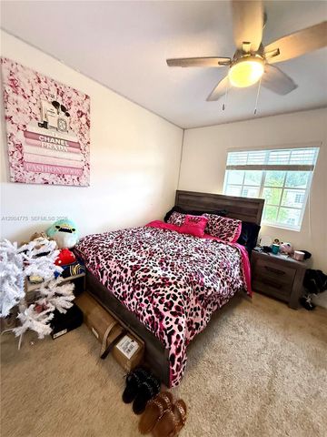 1088 NW 208th Ter, Miami Gardens, FL 33169