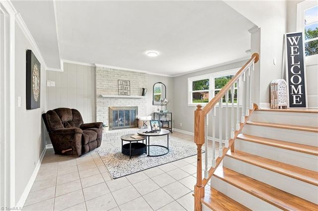 6060 Bobbybrook Drive, Clemmons, NC 27012